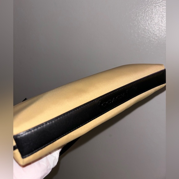 Vintage COACH Style #: 7407 - Picture 4 of 11